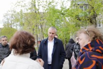 Изображение к статье Глава городского округа Фрязино Дмитрий Воробьев встретился с жителями дома 33 по улице Луговая