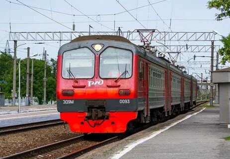 Главное управление региональной безопасности Московской области призывает родителей напомнить детям правила безопасного поведения на железной дороге