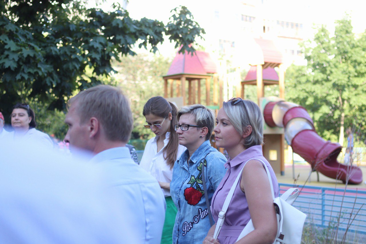 Глава городского округа Фрязино Дмитрий Воробьев провел встречу с жителями дома №20А по Проспекту Мира