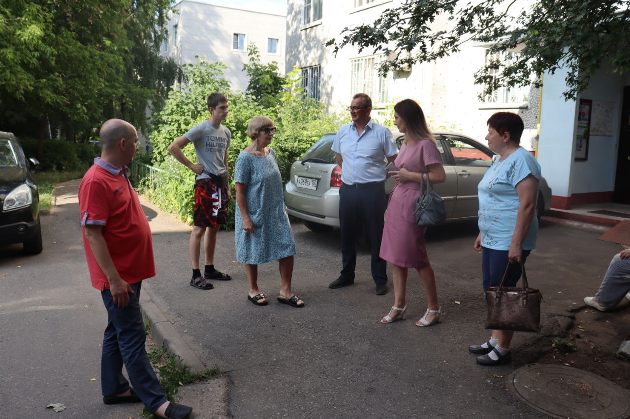 Встреча с жителями дома №17 по улице Институтская