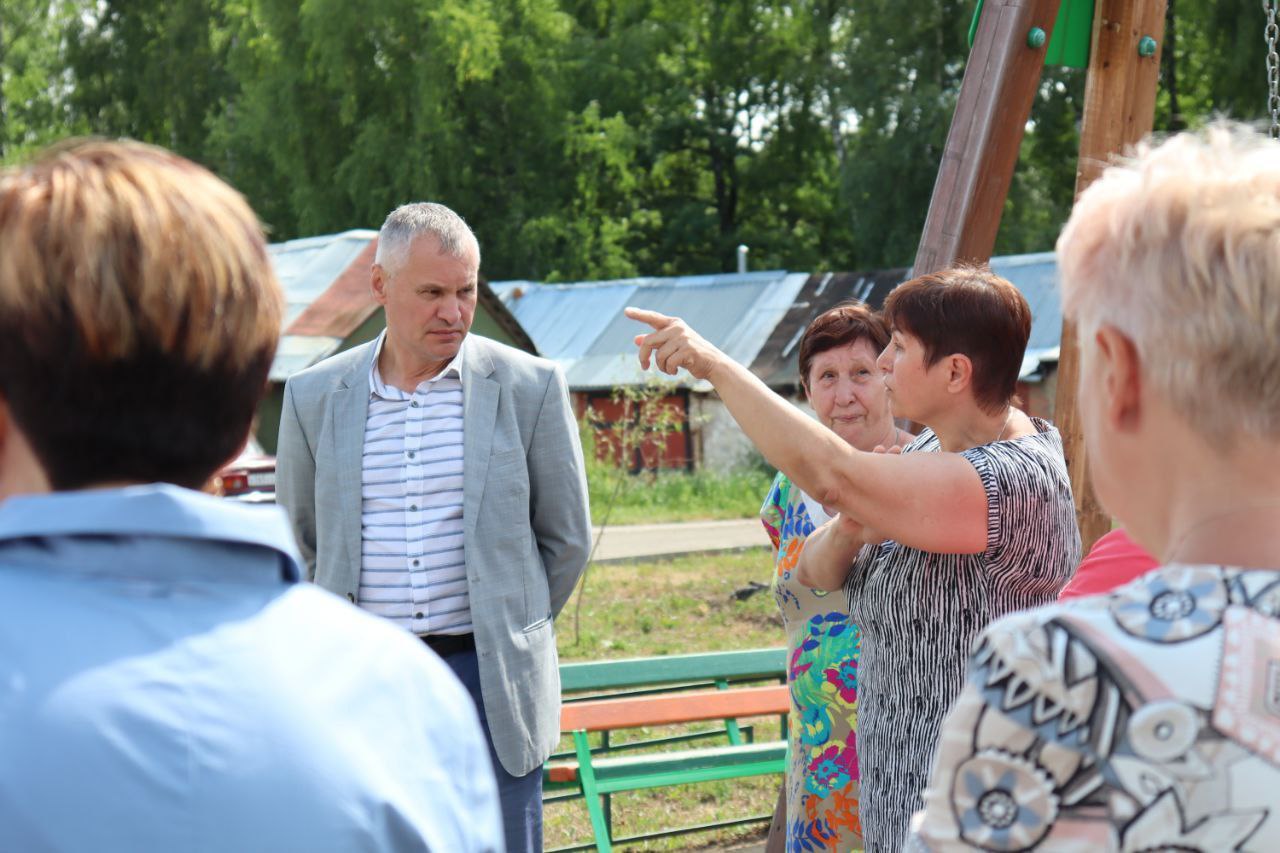 Глава городского округа Фрязино Дмитрий Воробьев провел встречу с жителями улицы Рабочей