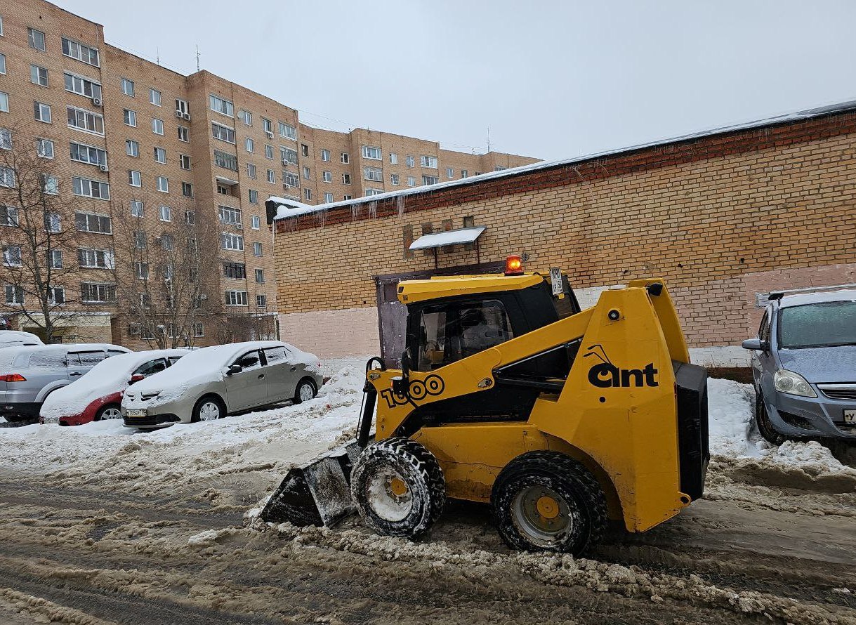 уборка города от снега